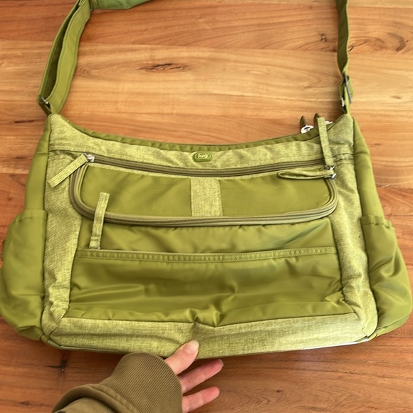 Lug Lime Green Hula Hoop Messenger or Diaper Bag - Picture 3 of 11